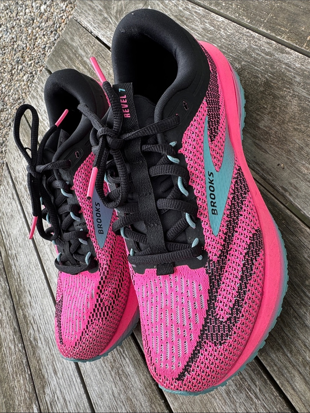 Brooks Women’s Revel 7 Neutral Running Shoe (size 7.5 women’s) - Picture 3 of 7